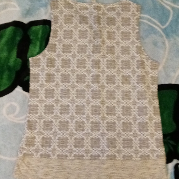 Lucky Brand Top - Picture 3 of 4